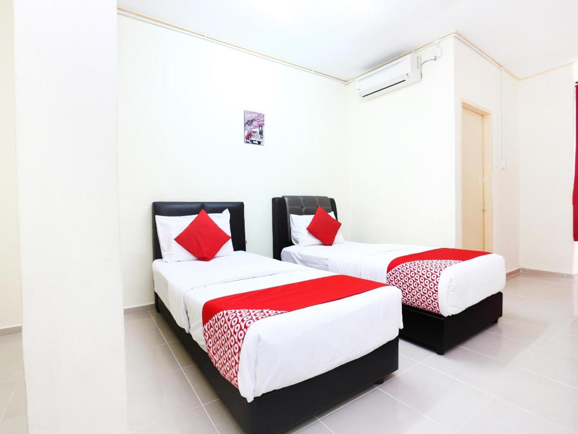 Super Oyo 89640 Hotel Pelangi Маранґ Екстер'єр фото